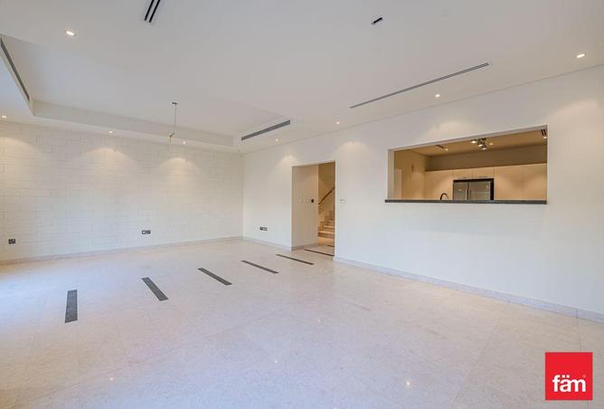 87027249 - Property Image 2
