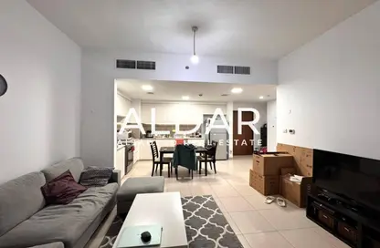 Apartment - 2 Bedrooms - 2 Bathrooms for rent in Zahra Breeze Apartments 3B - Zahra Breeze Apartments 3 - Zahra Breeze Apartments - Town Square - Dubai