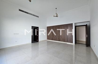 Villa - 5 Bedrooms - 6 Bathrooms for rent in Nad Al Sheba 4 - Nad Al Sheba - Dubai