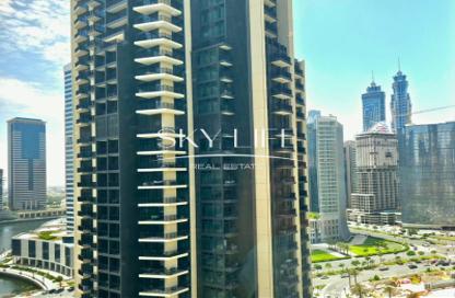 Office Space - Studio - 1 Bathroom for rent in The Binary Tower - Business Bay - Dubai