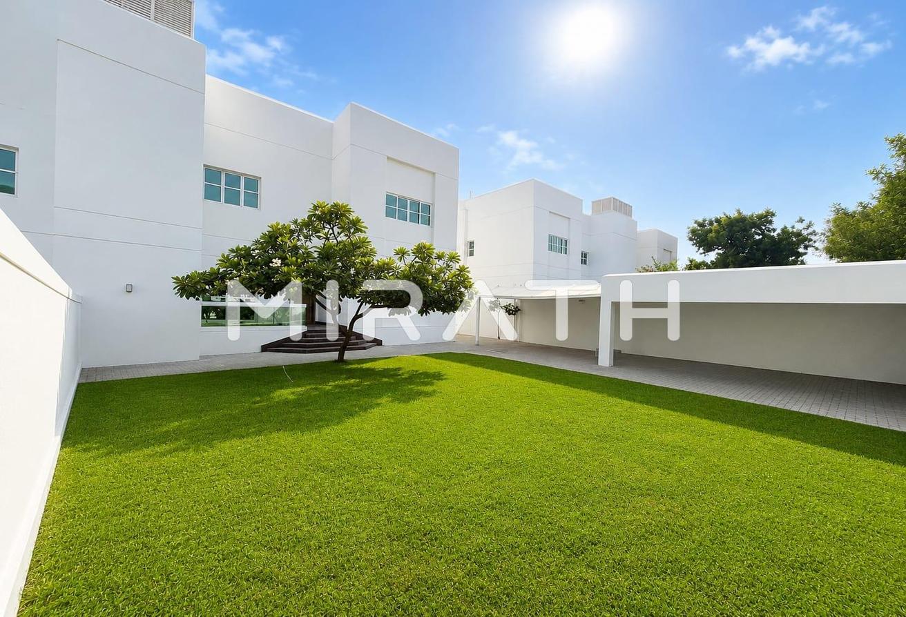 4BR + Private Green |Spacious Independent Villa photo 10
