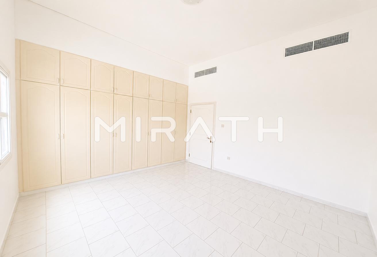 4BR + Private Green |Spacious Independent Villa photo 6