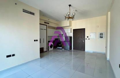 Apartment - Studio - 1 Bathroom for rent in Lawnz by Danube Block 4 - Lawnz by Danube - International City - Dubai