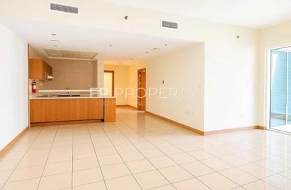 Apartment - 1 Bedroom - 2 Bathrooms for rent in Sulafa Tower - Dubai Marina - Dubai
