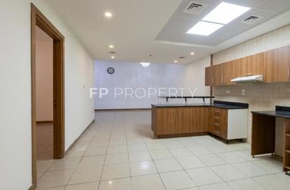 Apartment - 1 Bedroom - 2 Bathrooms for rent in Sulafa Tower - Dubai Marina - Dubai
