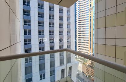 Apartment - 1 Bedroom - 2 Bathrooms for rent in Sulafa Tower - Dubai Marina - Dubai