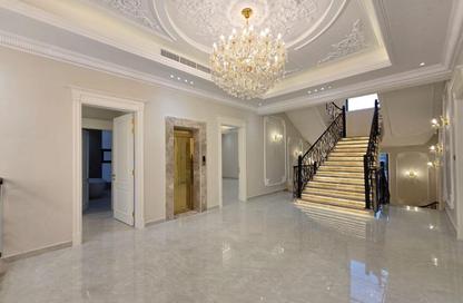 عمارة بالكامل - استوديو - 8 حمامات للبيع في 3 المويهات - المويهات - عجمان