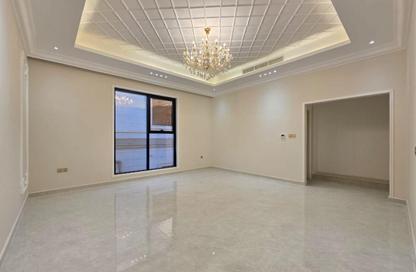 عمارة بالكامل - استوديو - 8 حمامات للبيع في 3 المويهات - المويهات - عجمان