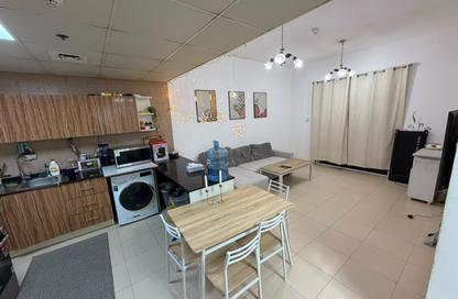 Apartment - 1 - 2 for sale in City Tower C2 - City Towers - Al Nuimiya 3 - Al Nuaimiya - Ajman