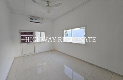 Villa - 4 - 4 for rent in Al Qadsiya - Al Sharq - Sharjah