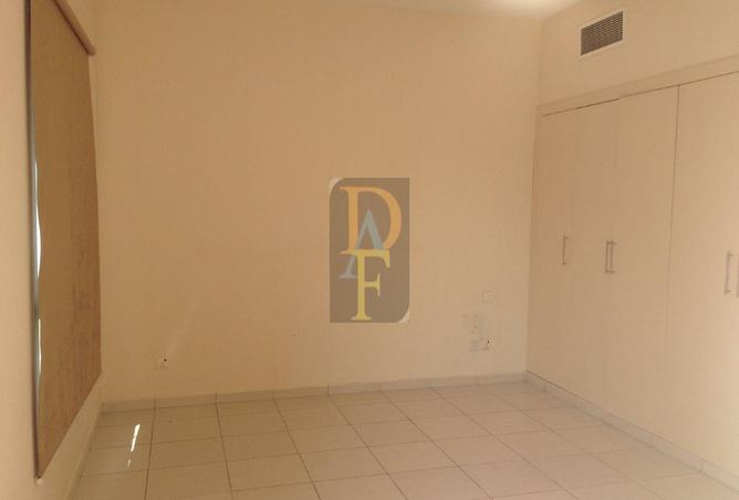 113725005 - Property Image 3