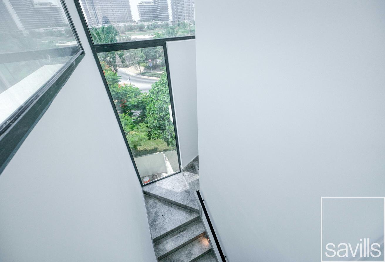 Large Corner Plot | Range Views | Multiple Options photo 20