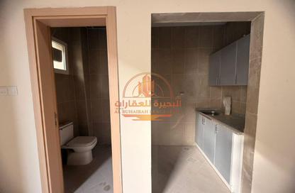 Warehouse - Studio - 1 Bathroom for rent in Al Sajaa S - Al Sajaa - Sharjah