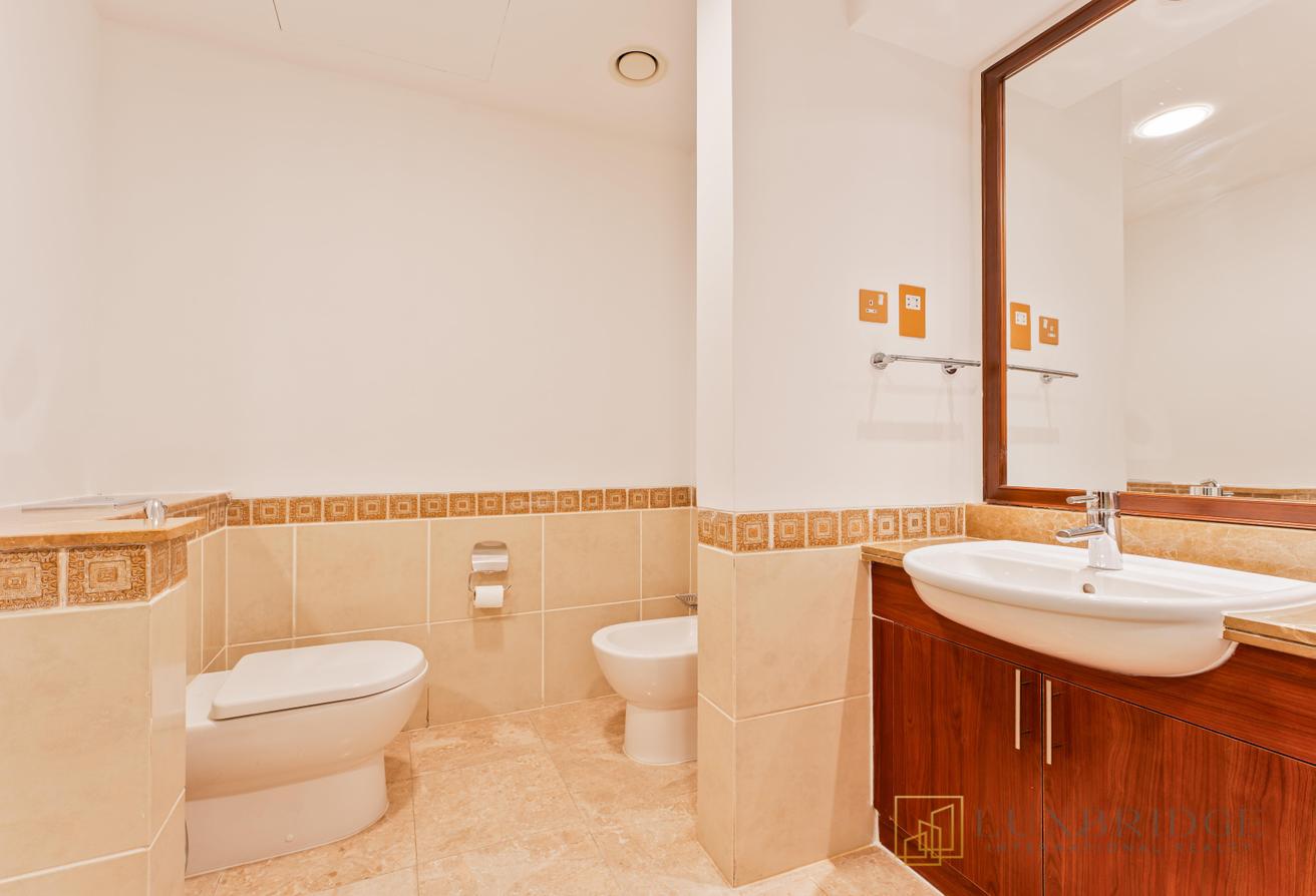 Spacious | Unfurnished | Prime Location photo 16