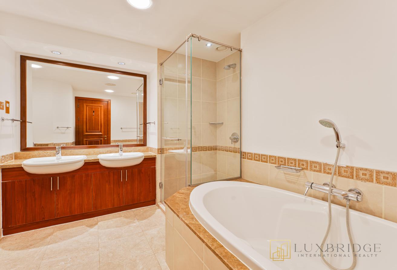 Spacious | Unfurnished | Prime Location photo 14