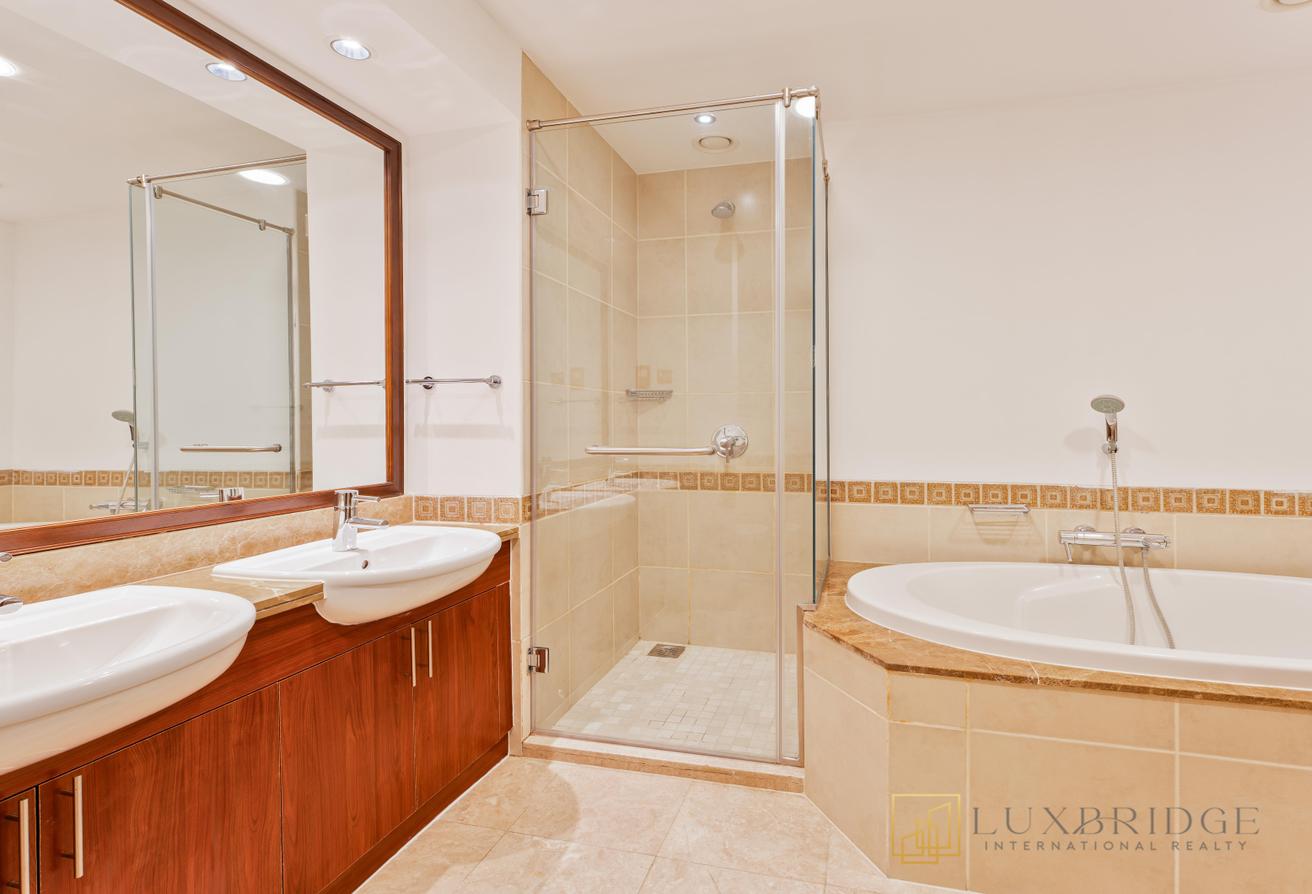 Spacious | Unfurnished | Prime Location photo 15
