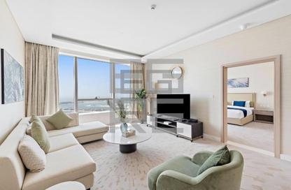 Apartment - 1 - 2 for rent in The Palm Tower - Palm Jumeirah - Dubai