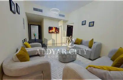 شقة - غرفة نوم - 2 حمامات للايجار في برج النعيمية 1 - أبراج النعيمية - النعيمية - عجمان