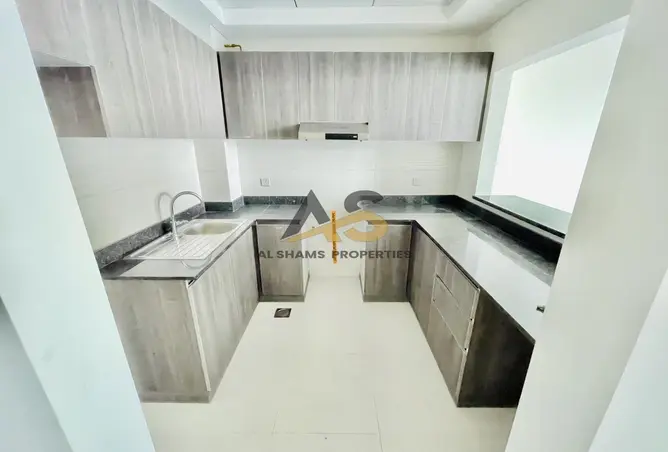 161856990 - Property Image 3