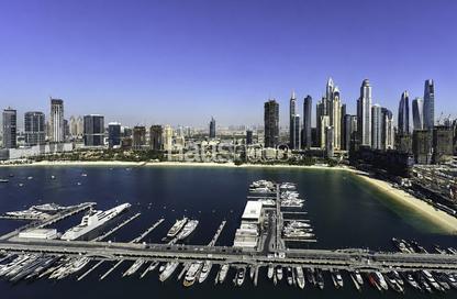 Apartment - 2 Bedrooms - 2 Bathrooms for rent in Marina Vista Tower 2 - Marina Vista - Emaar Beachfront - Dubai Harbour - Dubai