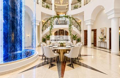 Villa - 7+ - 7+ for rent in Emirates Hills - Dubai