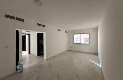 Apartment - 1 Bedroom - 2 Bathrooms for rent in Al Jurf 2 - Al Jurf - Ajman Downtown - Ajman