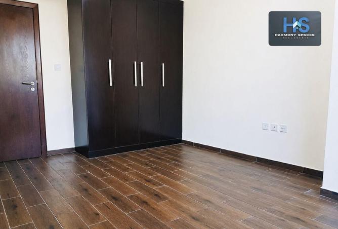 104120789 - Property Image 3