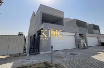 Villa - 3 - 5 for sale in Mulberry - Damac Hills 2 - Dubai Villa - 3 - 5 for sale in Mulberry - Damac Hills 2 - Dubai