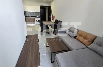 Apartment - Studio - 1 Bathroom for rent in The Gate - Masdar City - Abu Dhabi