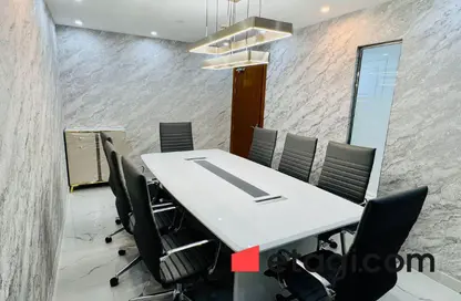 Business Centre - Studio - 3 Bathrooms for rent in Al Nasr Plaza - Oud Metha - Bur Dubai - Dubai