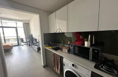 Apartment - Studio - 1 for sale in V2 - Dubai Sports City - Dubai