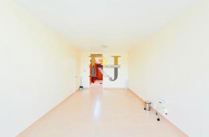شقة - 1 حمام للايجار في جولدن ساندز 6 - المنخول - بر دبي - دبي شقة - 1 حمام للايجار في جولدن ساندز 6 - المنخول - بر دبي - دبي