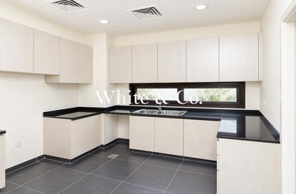Villa - 3 - 4 for rent in Topanga - The Park Villas - Damac Hills - Dubai Villa - 3 - 4 for rent in Topanga - The Park Villas - Damac Hills - Dubai