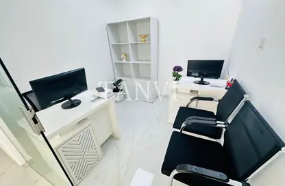 Office Space - 1 Bedroom - 1 Bathroom for rent in Reem Residency - Al Karama - Dubai