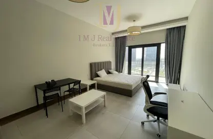 Apartment - Studio - 1 Bathroom for rent in SOL Bay - Business Bay - Dubai