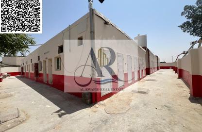 Labor Camp - Studio - 7+ Bathrooms for rent in Ali Mousa Building - Al Sajaa Industrial - Al Sajaa - Sharjah Labor Camp - Studio - 7+ Bathrooms for rent in Ali Mousa Building - Al Sajaa Industrial - Al Sajaa - Sharjah