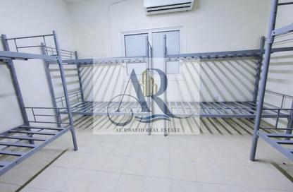 Labor Camp - Studio - 7+ Bathrooms for rent in Ali Mousa Building - Al Sajaa Industrial - Al Sajaa - Sharjah Labor Camp - Studio - 7+ Bathrooms for rent in Ali Mousa Building - Al Sajaa Industrial - Al Sajaa - Sharjah