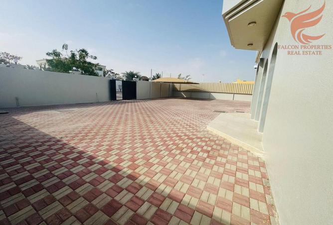 68270262 - Property Image 3