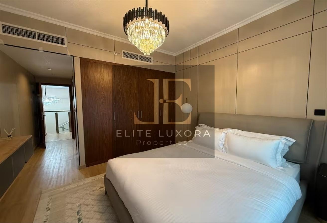 Rare 3BR Villa | Burj Khalifa View | Unfurnished photo 16