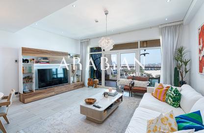 Apartment - 1 Bedroom - 2 Bathrooms for sale in Al Hatimi - Shoreline Apartments - Palm Jumeirah - Dubai