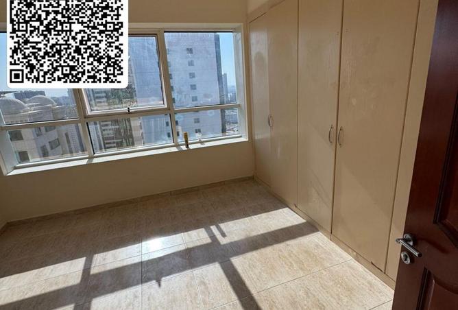 67911232 - Property Main Image