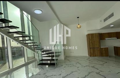 Duplex - 2 Bedrooms - 3 Bathrooms for rent in Oasis 2 - Oasis Residences - Masdar City - Abu Dhabi