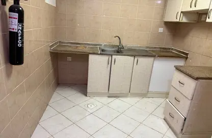 شقة - 1 حمام للايجار في شارع بوخارا ​ - النهدة - الشارقة