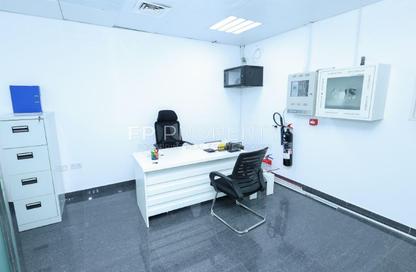 Office Space - Studio - 1 Bathroom for rent in The Regal Tower - Business Bay - Dubai