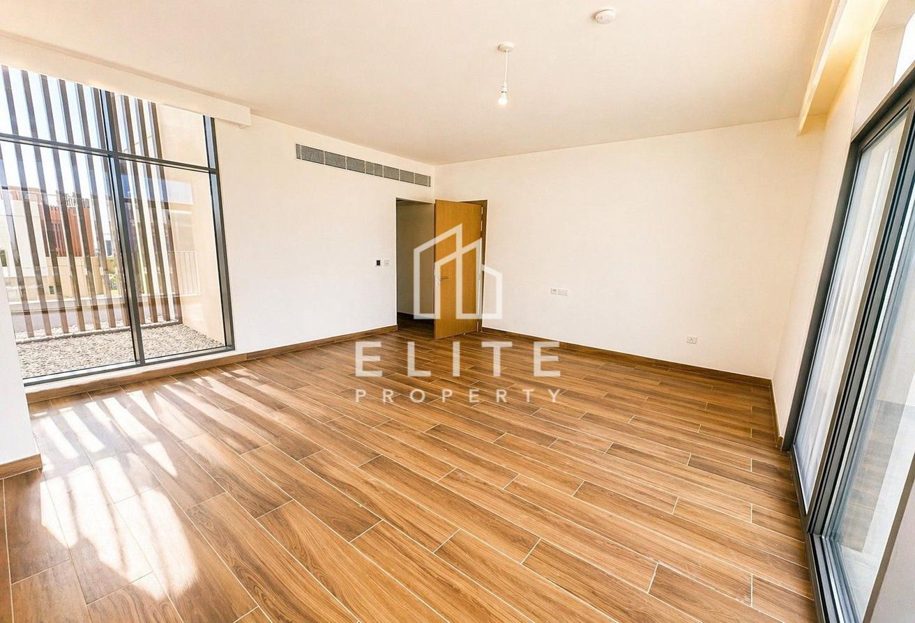 TYPE C | Negotiable | Elevated photo 10