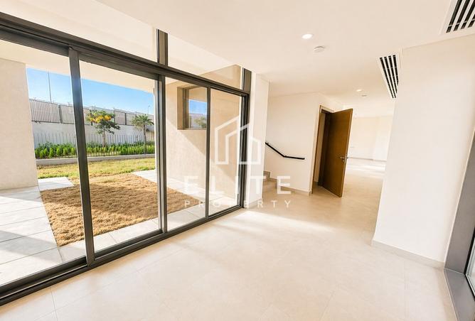 136109008 - Property Image 2