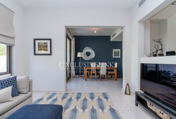 60127174 - Property Image 2