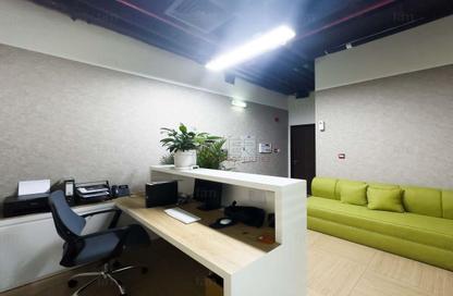 Office Space - Studio - 1 Bathroom for rent in Grosvenor Office Tower - Business Bay - Dubai