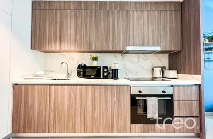 شقة - غرفة نوم - 1 حمام للايجار في بيتش فيستا - إعمار بيتشفرونت - دبي هاربور - دبي