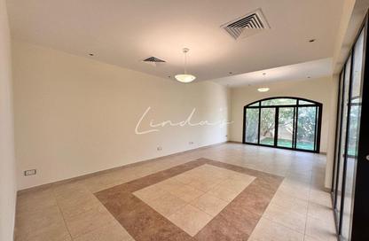 Villa - 4 - 4 for rent in Naseem - Mudon - Dubai